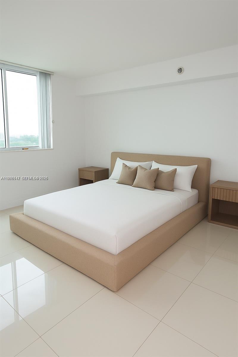 TERRAZAS RIVERPARK VILLAG - Residential Lease