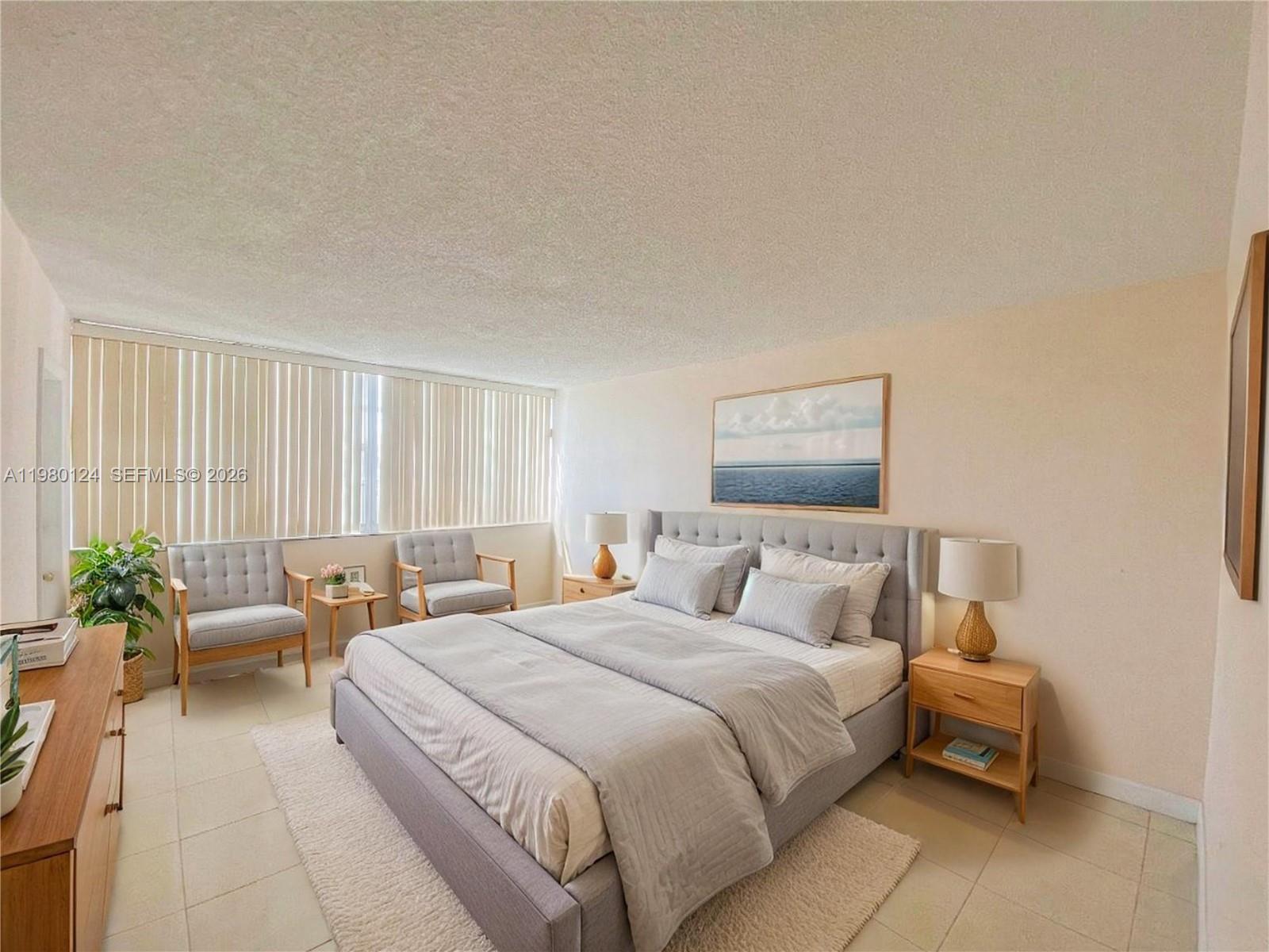 2841 NE 163rd St 902