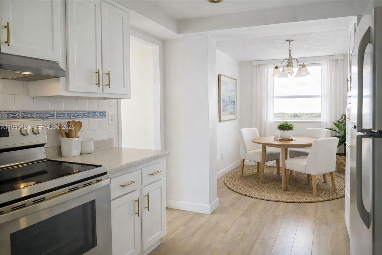 2841 NE 163rd St 902