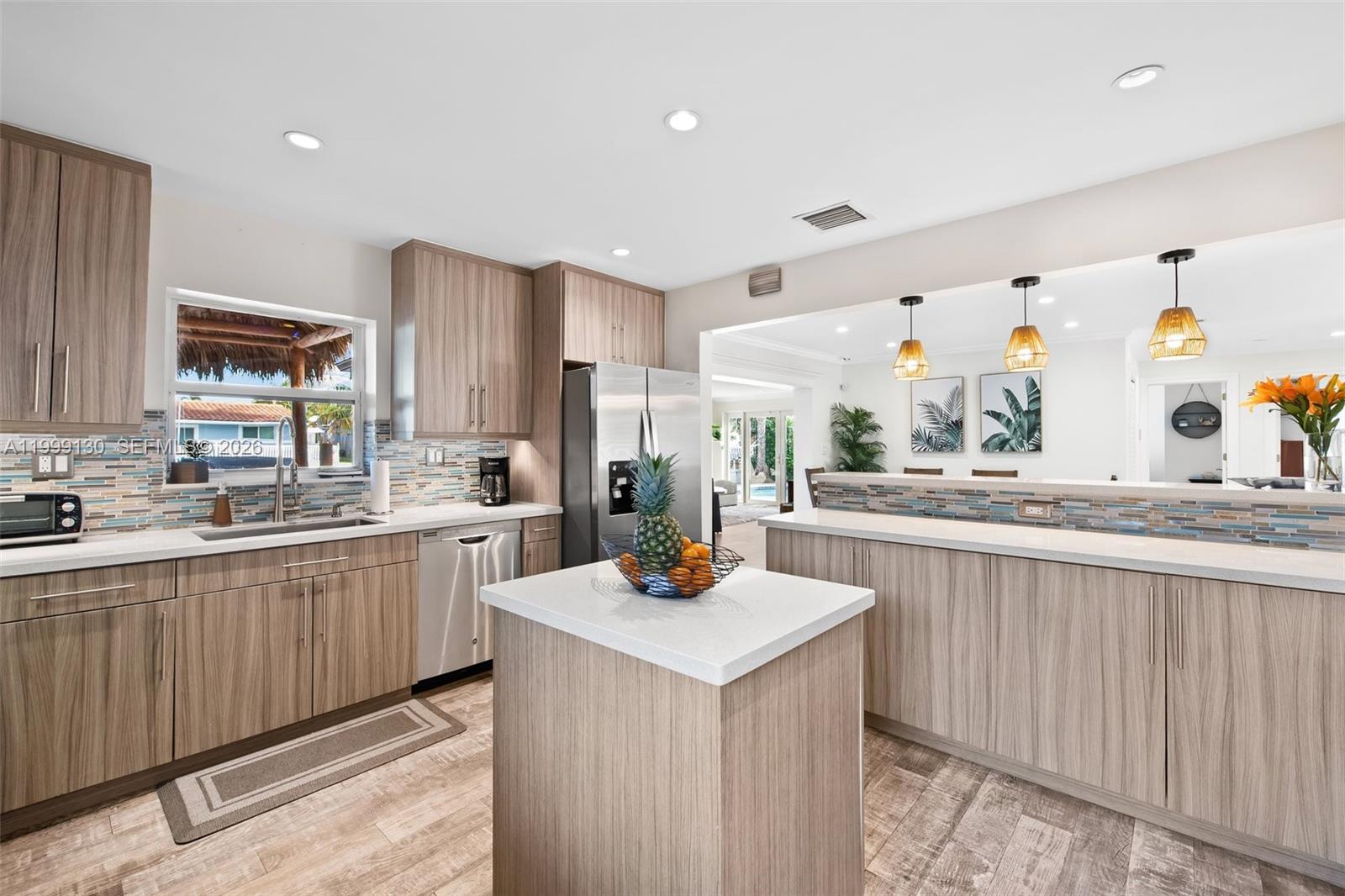 POMPANO ISLES SEC - Residential