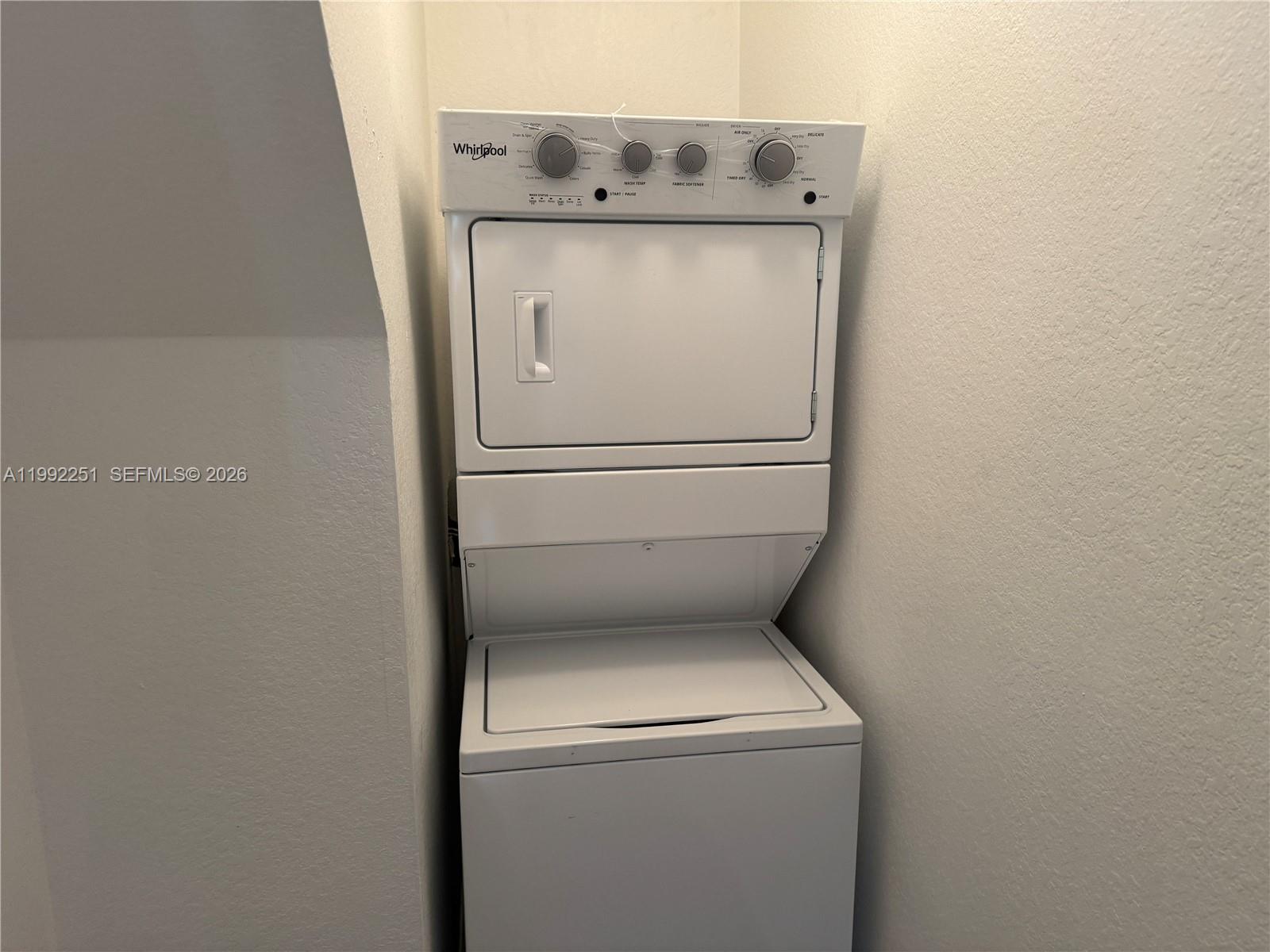 SOLABELLA CONDO - Residential Lease