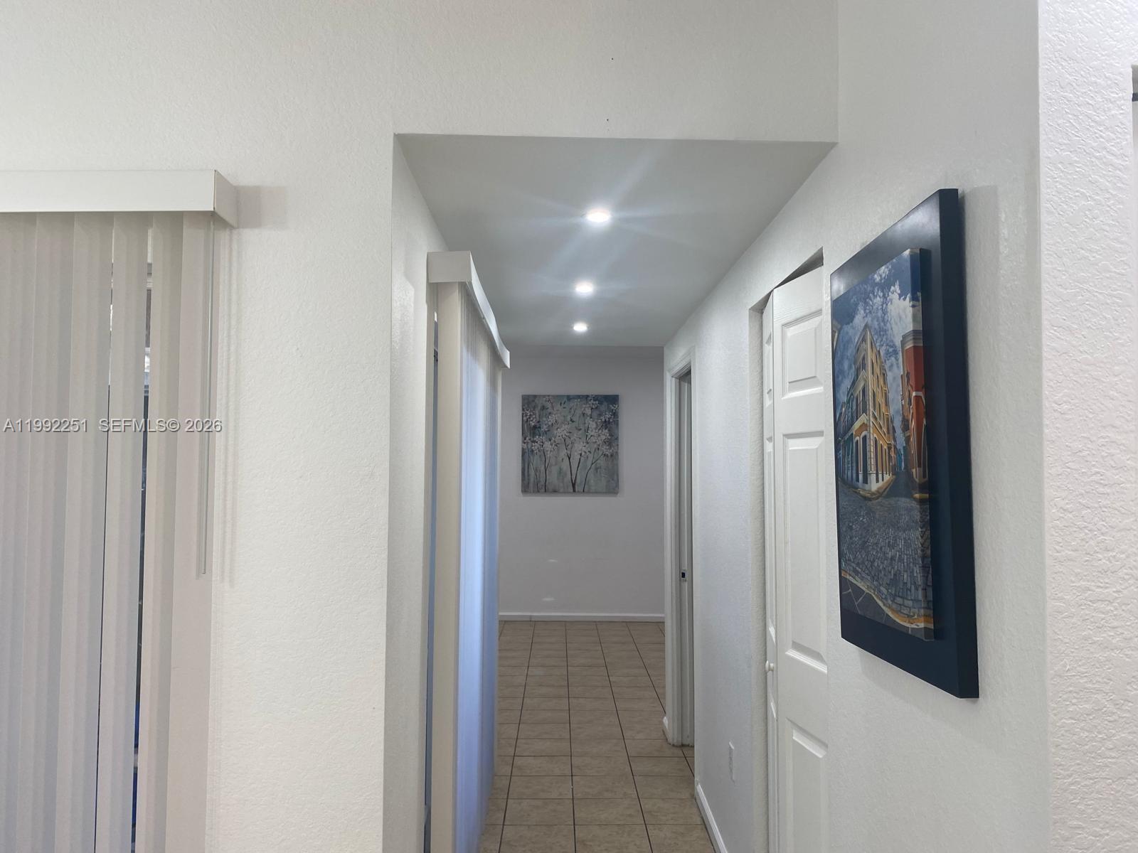 SOLABELLA CONDO - Residential Lease