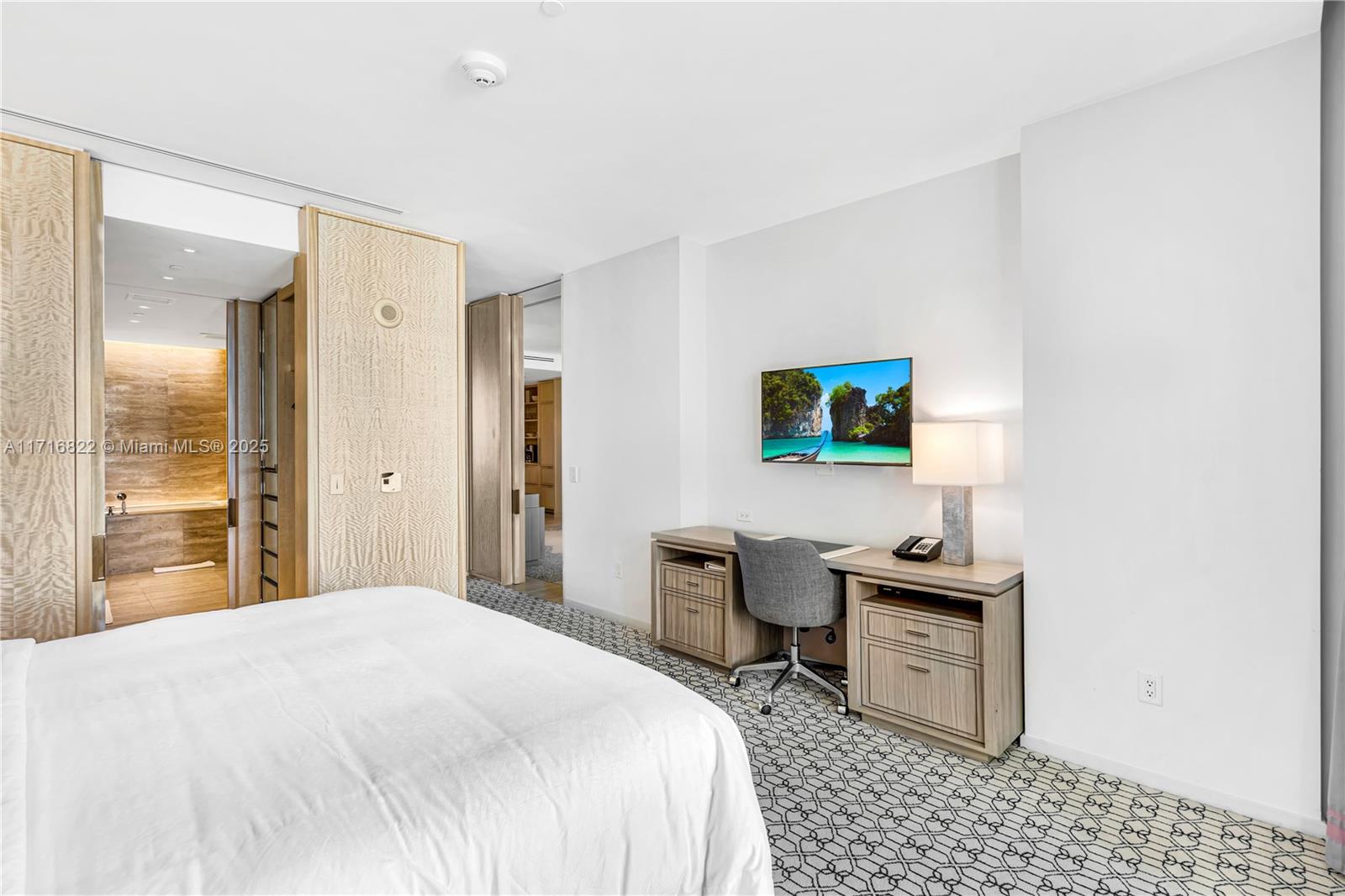 BAL HARBOUR CENTER CONDO - Residential