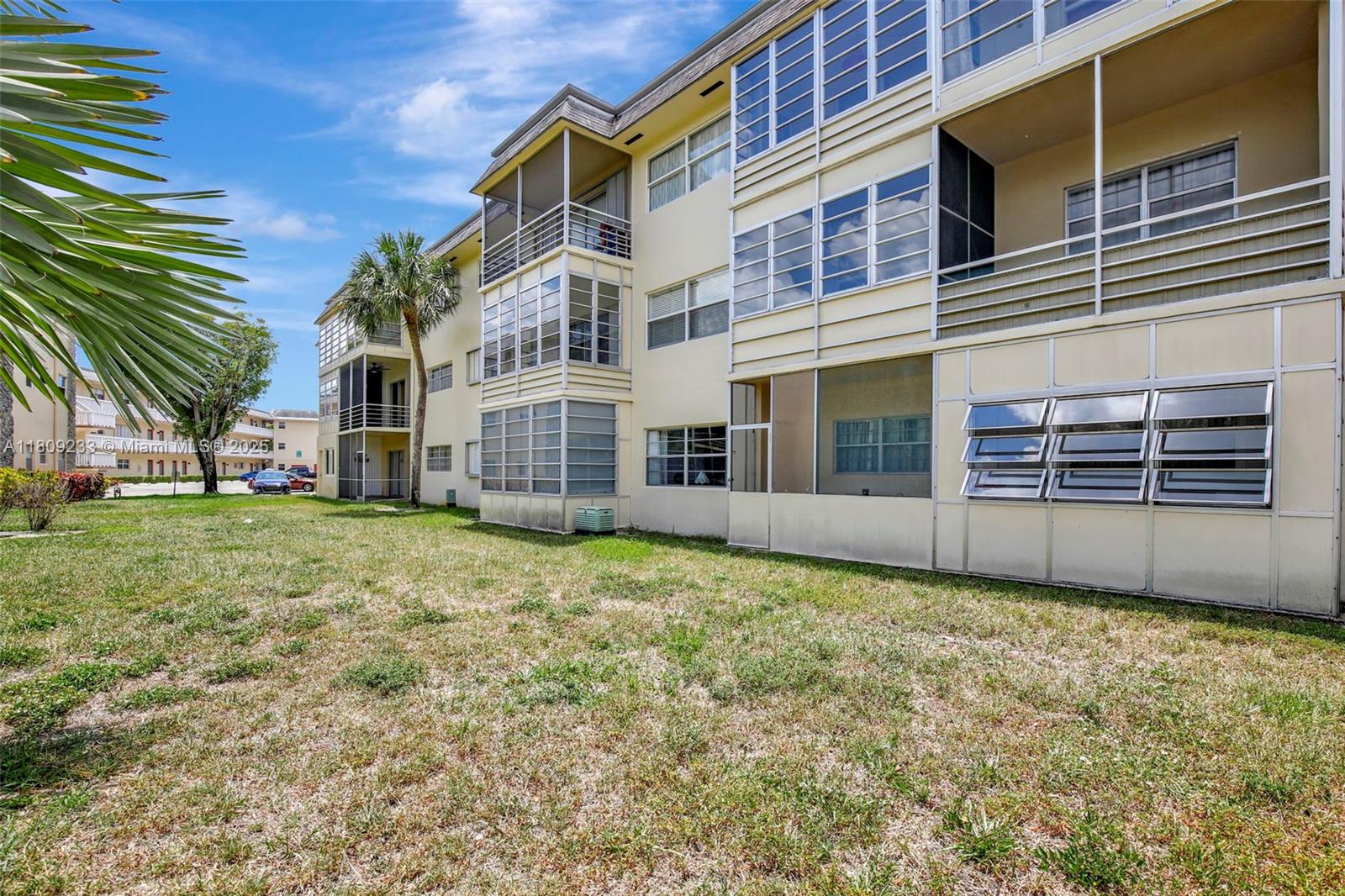 Lauderhill East - Residential