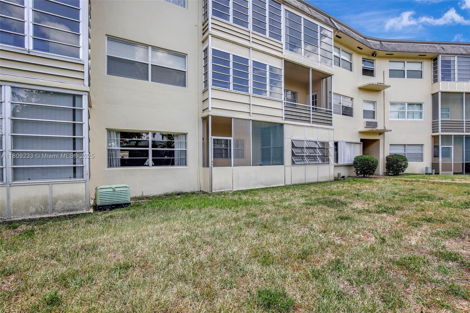 Lauderhill East - Residential