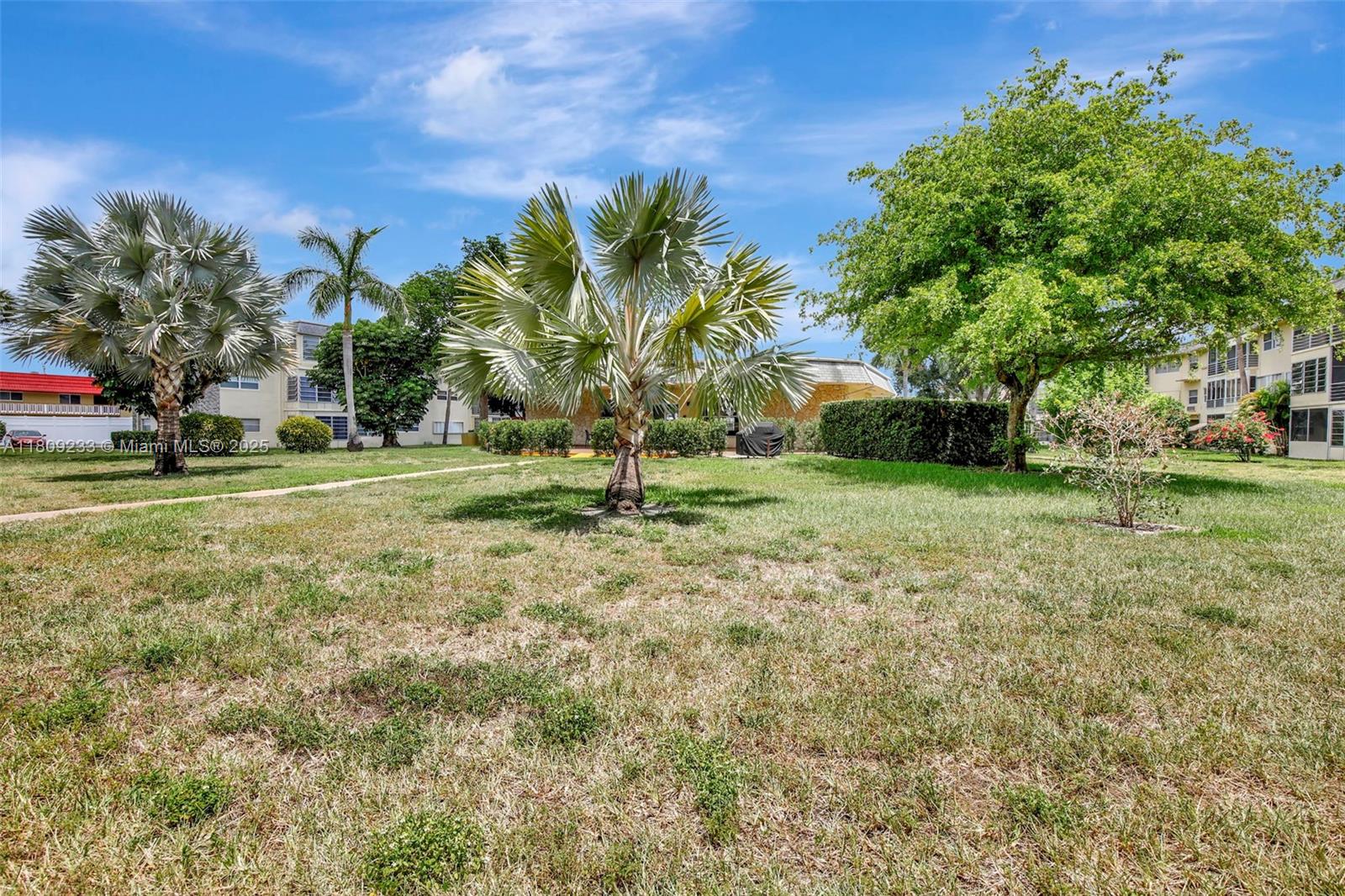 Lauderhill East - Residential