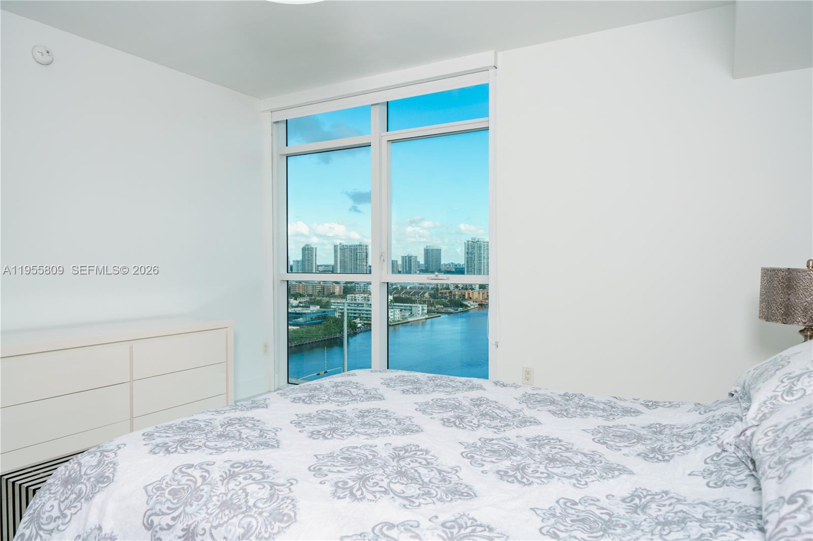 400 SUNNY ISLES CONDO WES - Residential