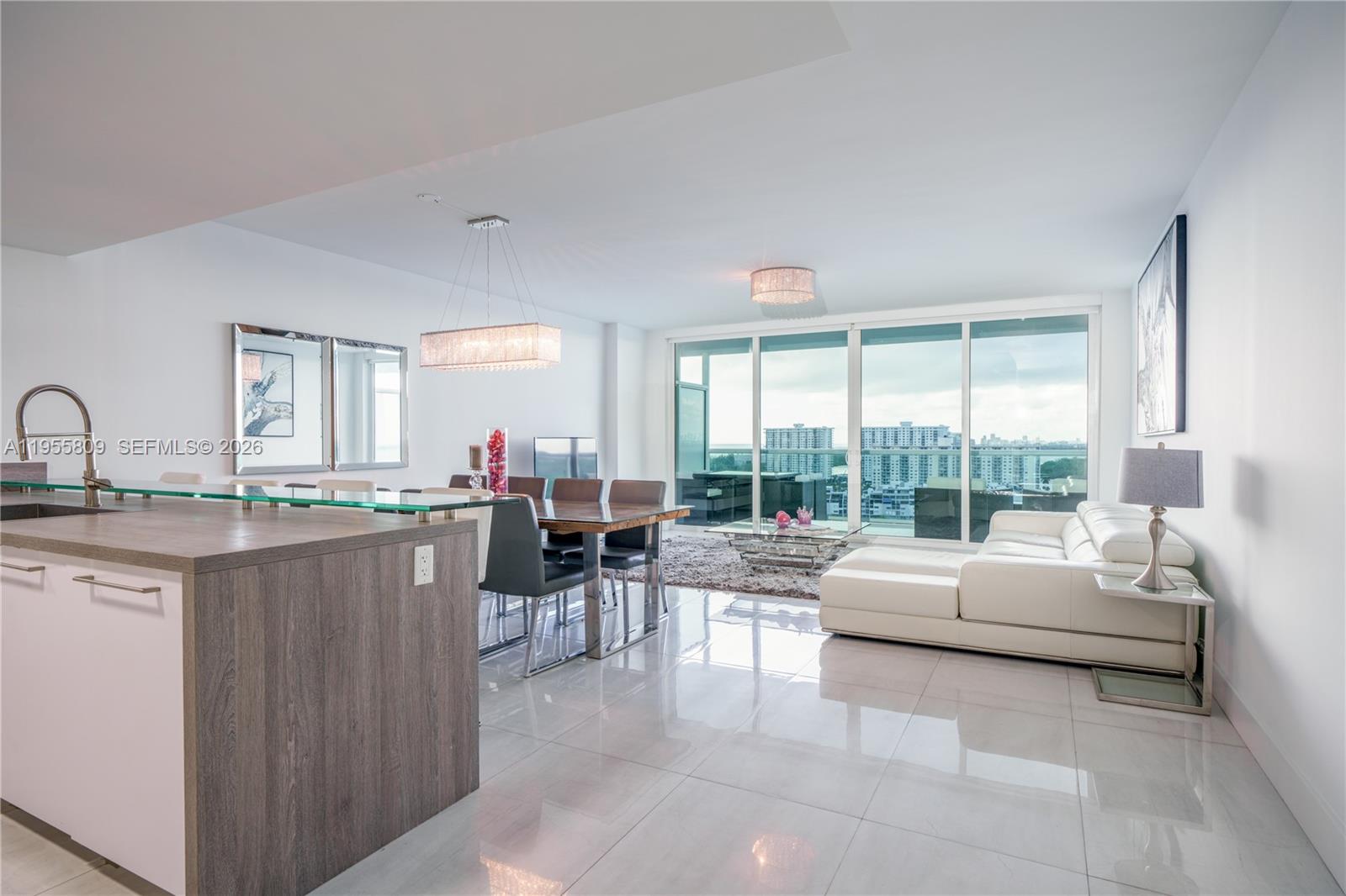 400 SUNNY ISLES CONDO WES - Residential