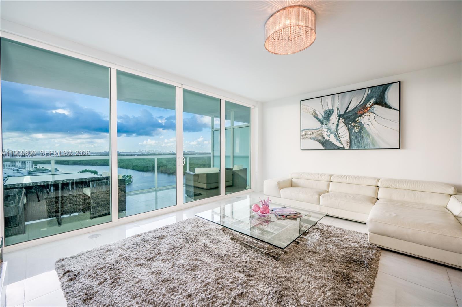 400 SUNNY ISLES CONDO WES - Residential