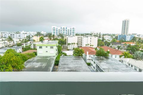 Condominium in Miami Beach FL 7620 Carlyle Ave Ave.jpg