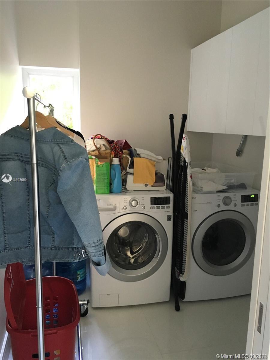 BISCAYNE KEY ESTATES - Residential