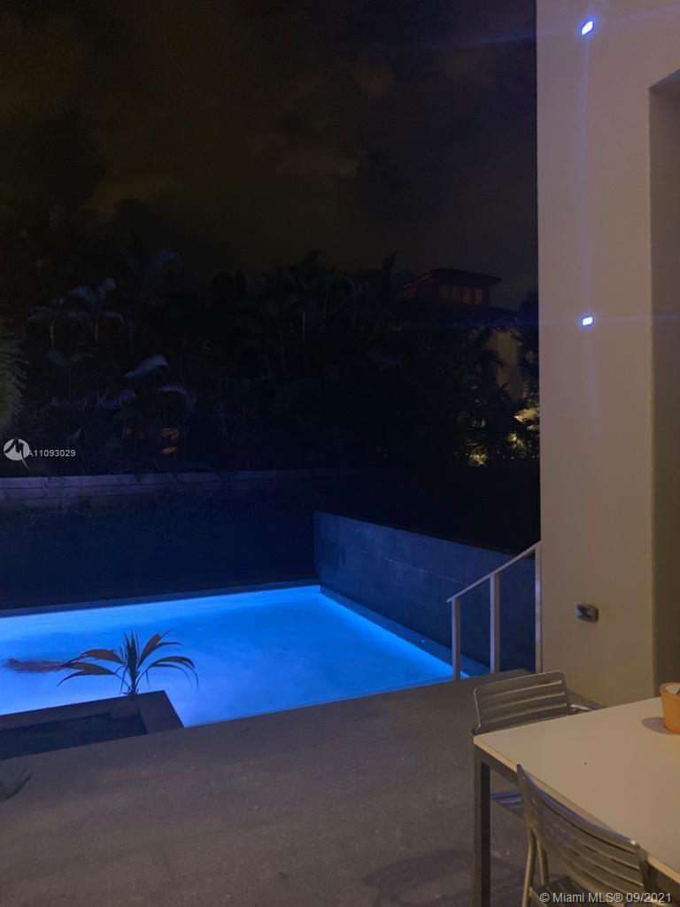 BISCAYNE KEY ESTATES - Residential