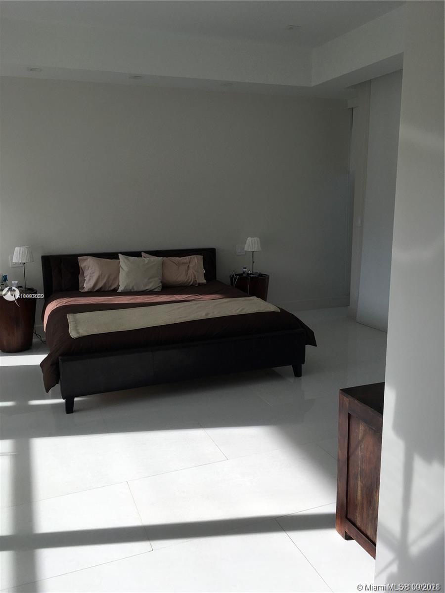 BISCAYNE KEY ESTATES - Residential