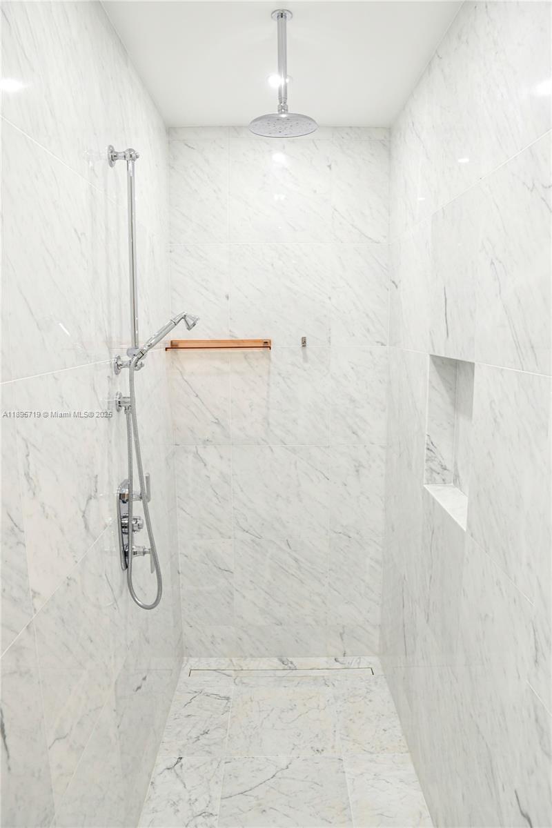 15701 COLLINS CONDO - Residential Lease