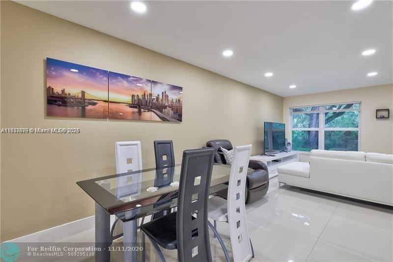 SPARROWS WALK CONDO - Residential