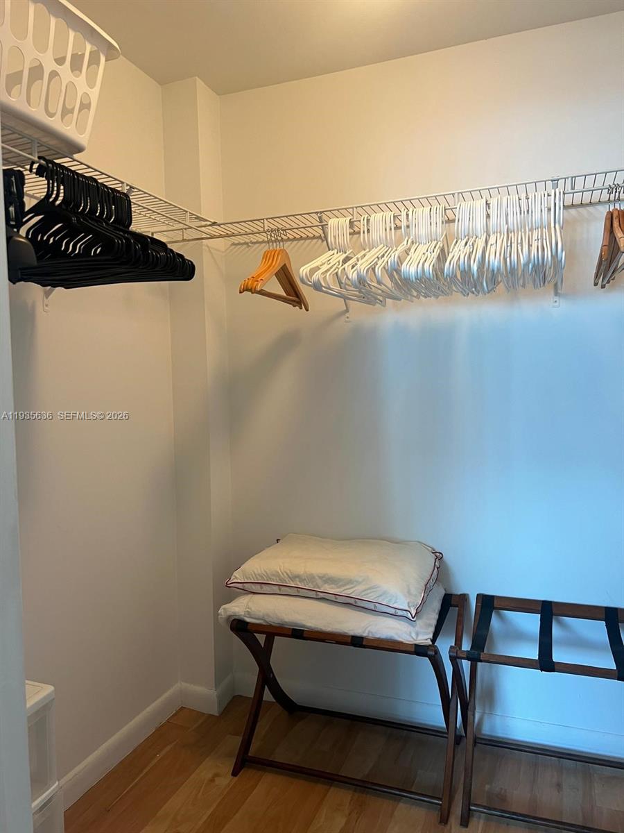 VIZCAYNE NORTH CONDO - Residential