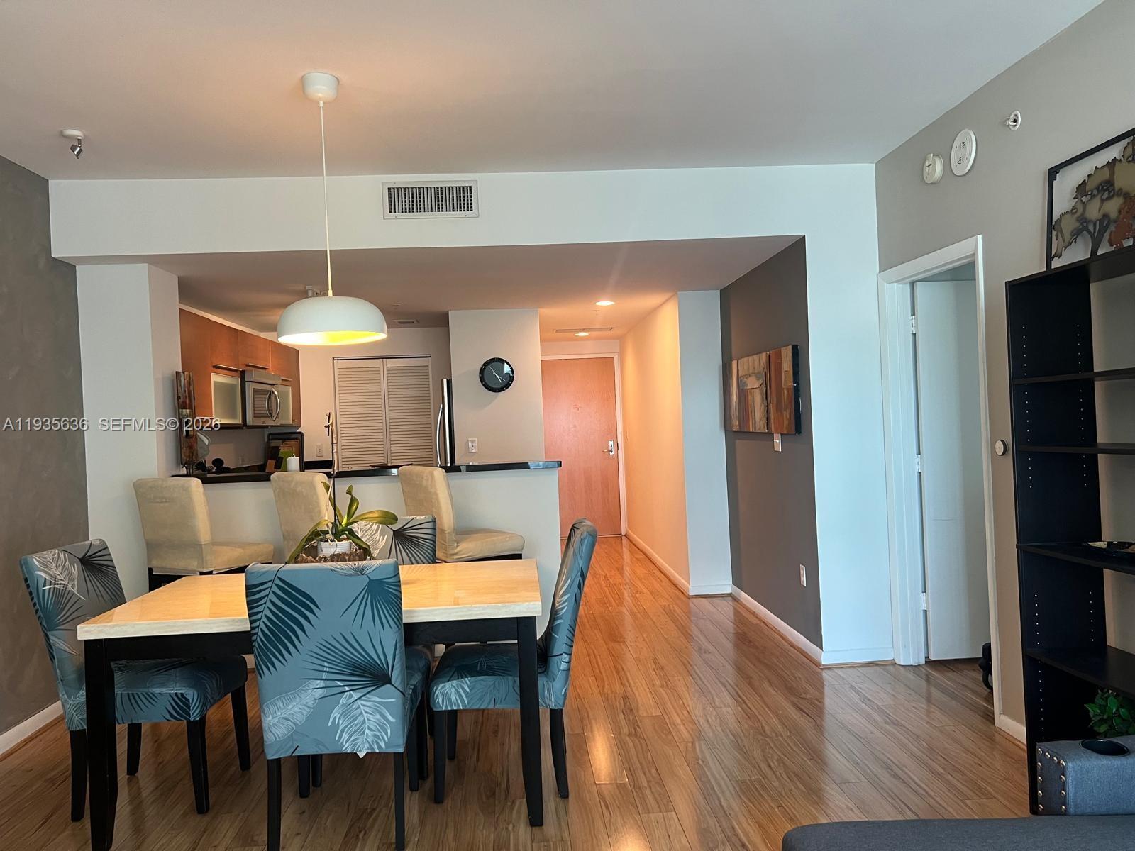 VIZCAYNE NORTH CONDO - Residential