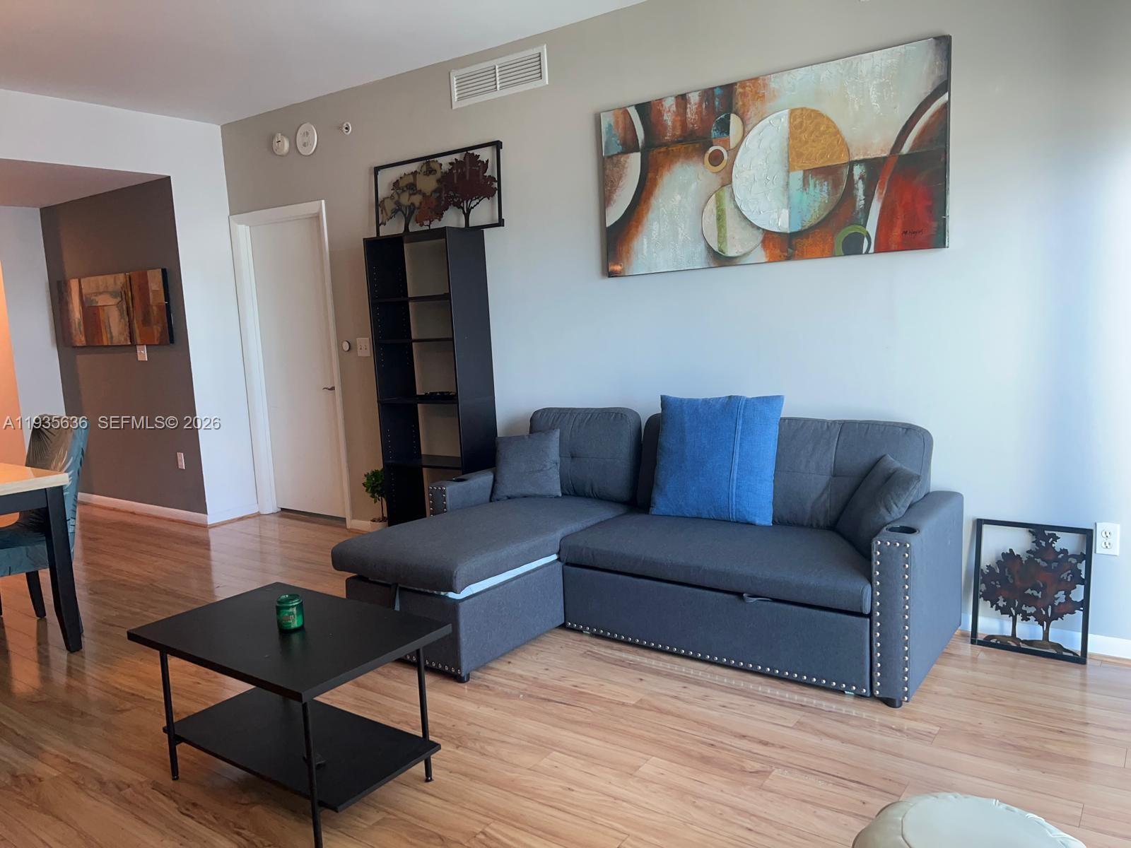 VIZCAYNE NORTH CONDO - Residential