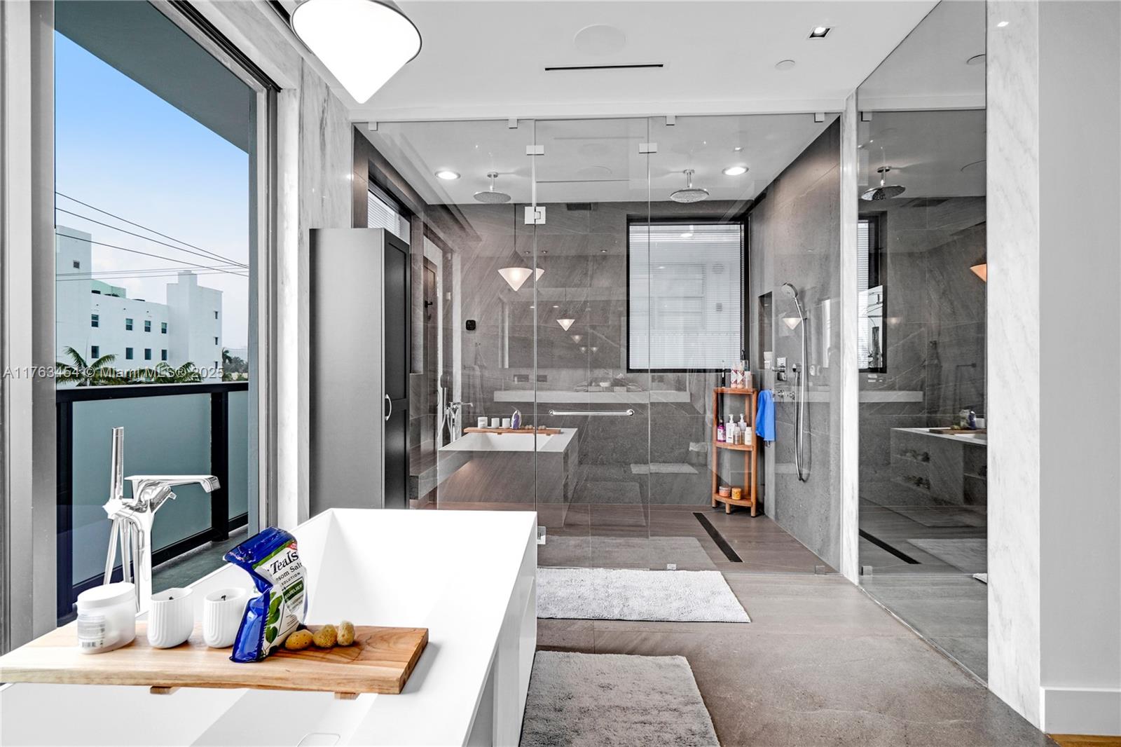 350 MERIDIAN CONDO - Residential