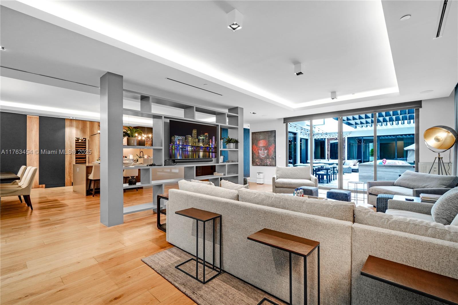 350 MERIDIAN CONDO - Residential
