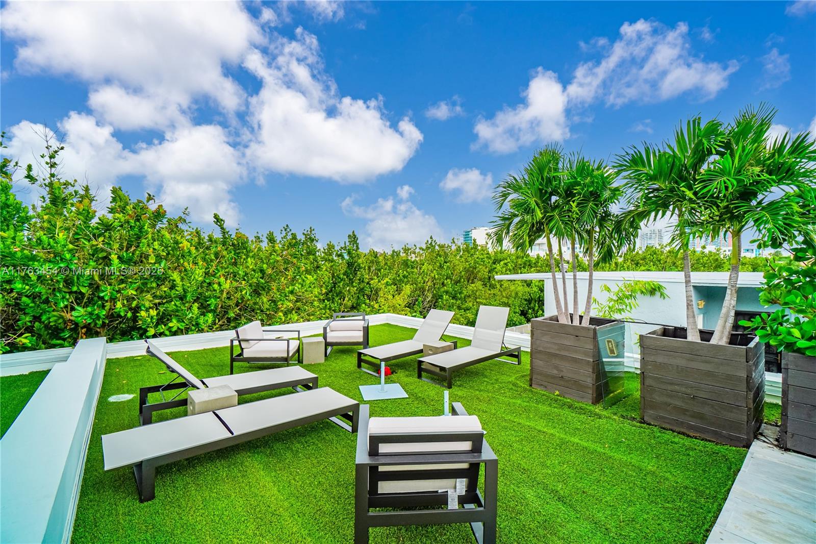 350 MERIDIAN CONDO - Residential