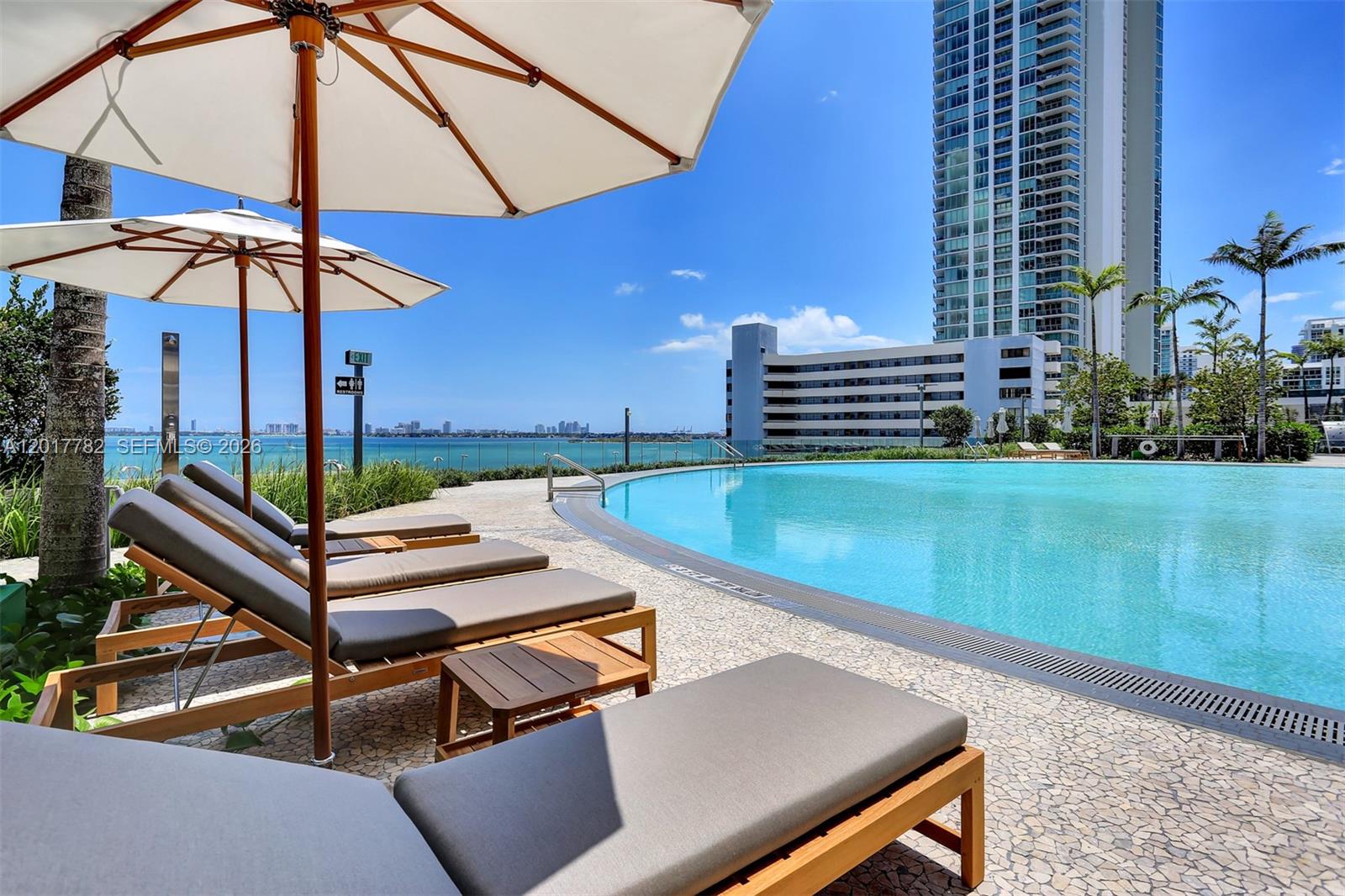 GRAN PARAISO CONDO - Residential