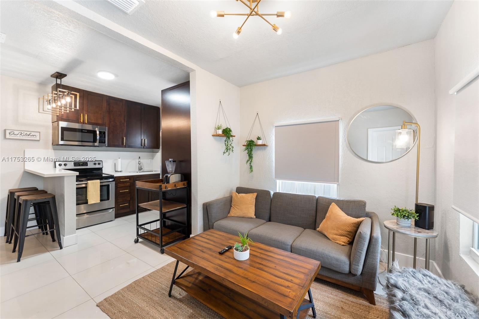 Rental Property at 2275 Nw 33rd St 1, Miami, Broward County, Florida - Bedrooms: 2 
Bathrooms: 1  - $2,400 MO.