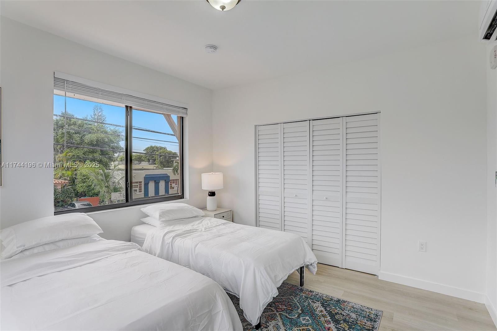 LAWRENCE ESTATES LAND COS - Residential Income