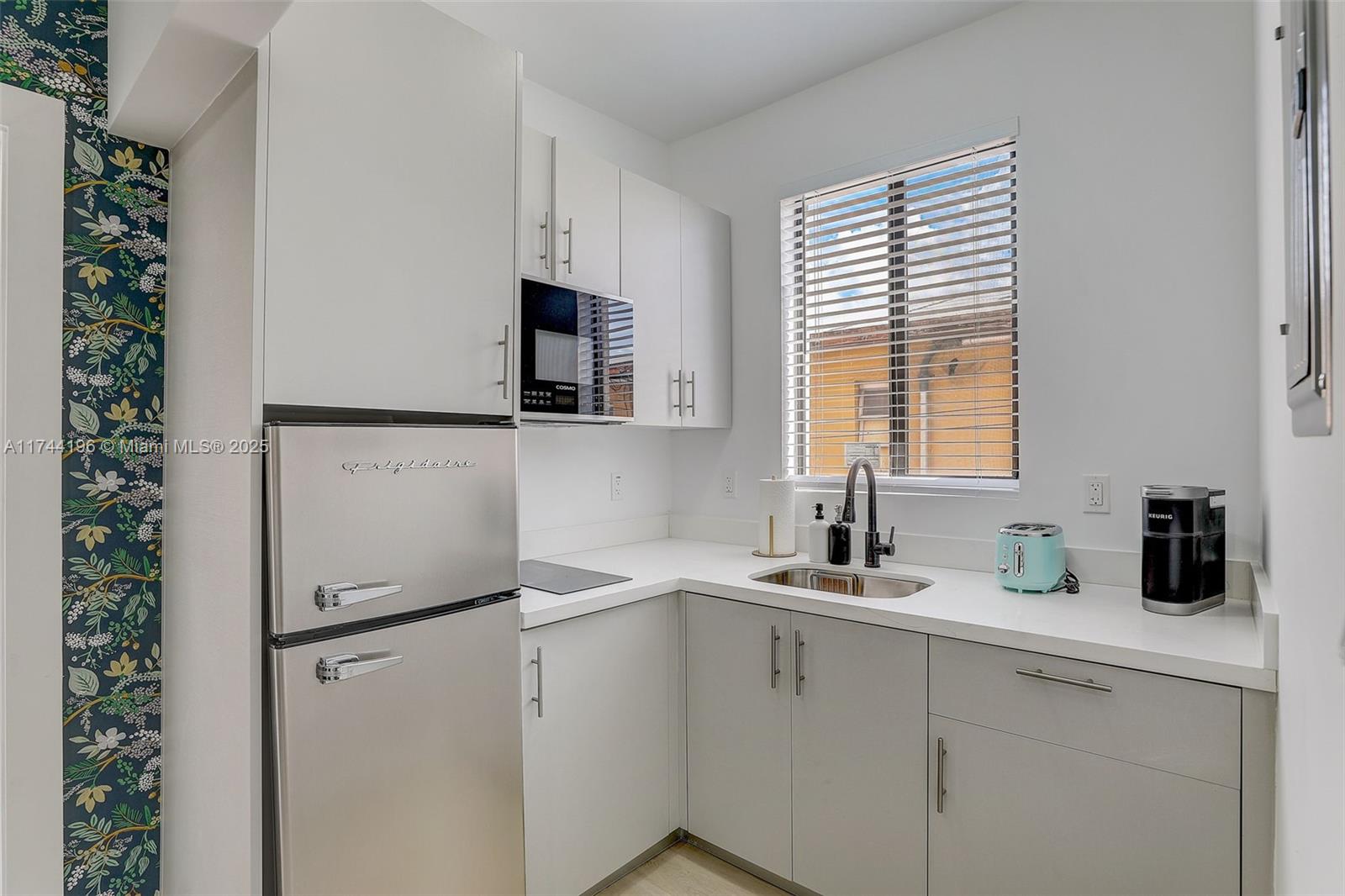 LAWRENCE ESTATES LAND COS - Residential Income
