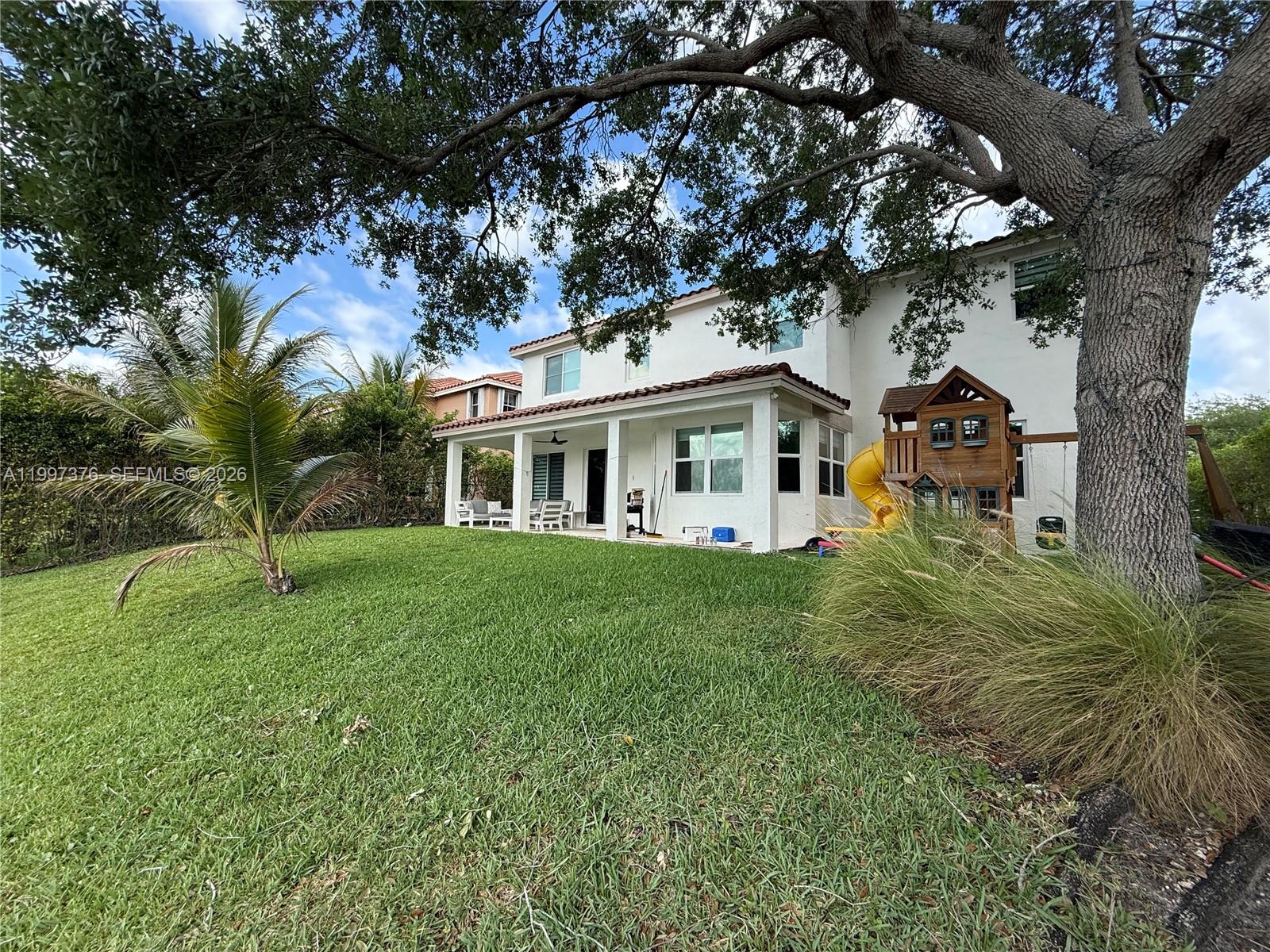 NAUTICA PLAT - Residential Lease