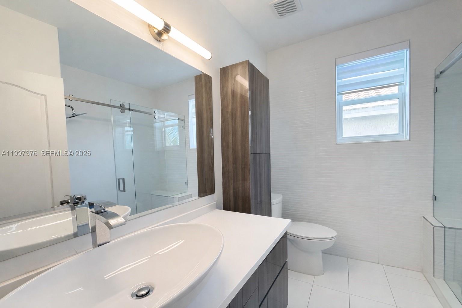 NAUTICA PLAT - Residential Lease