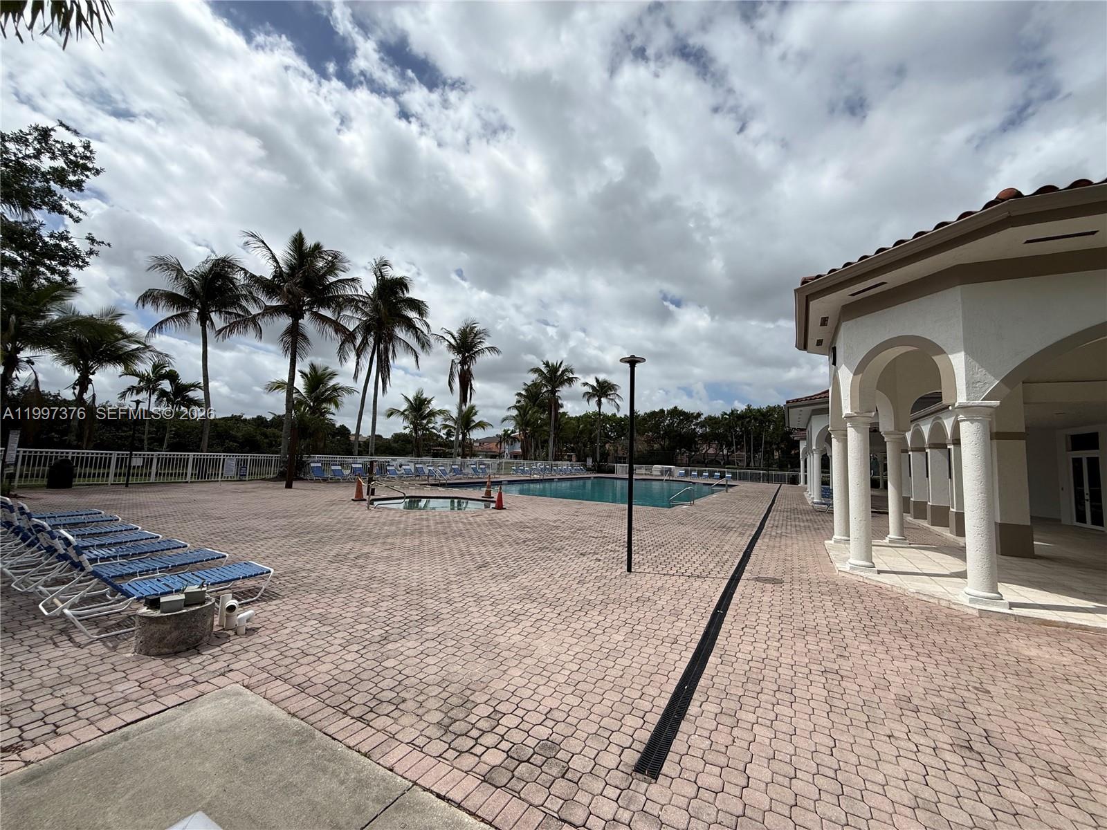 NAUTICA PLAT - Residential Lease