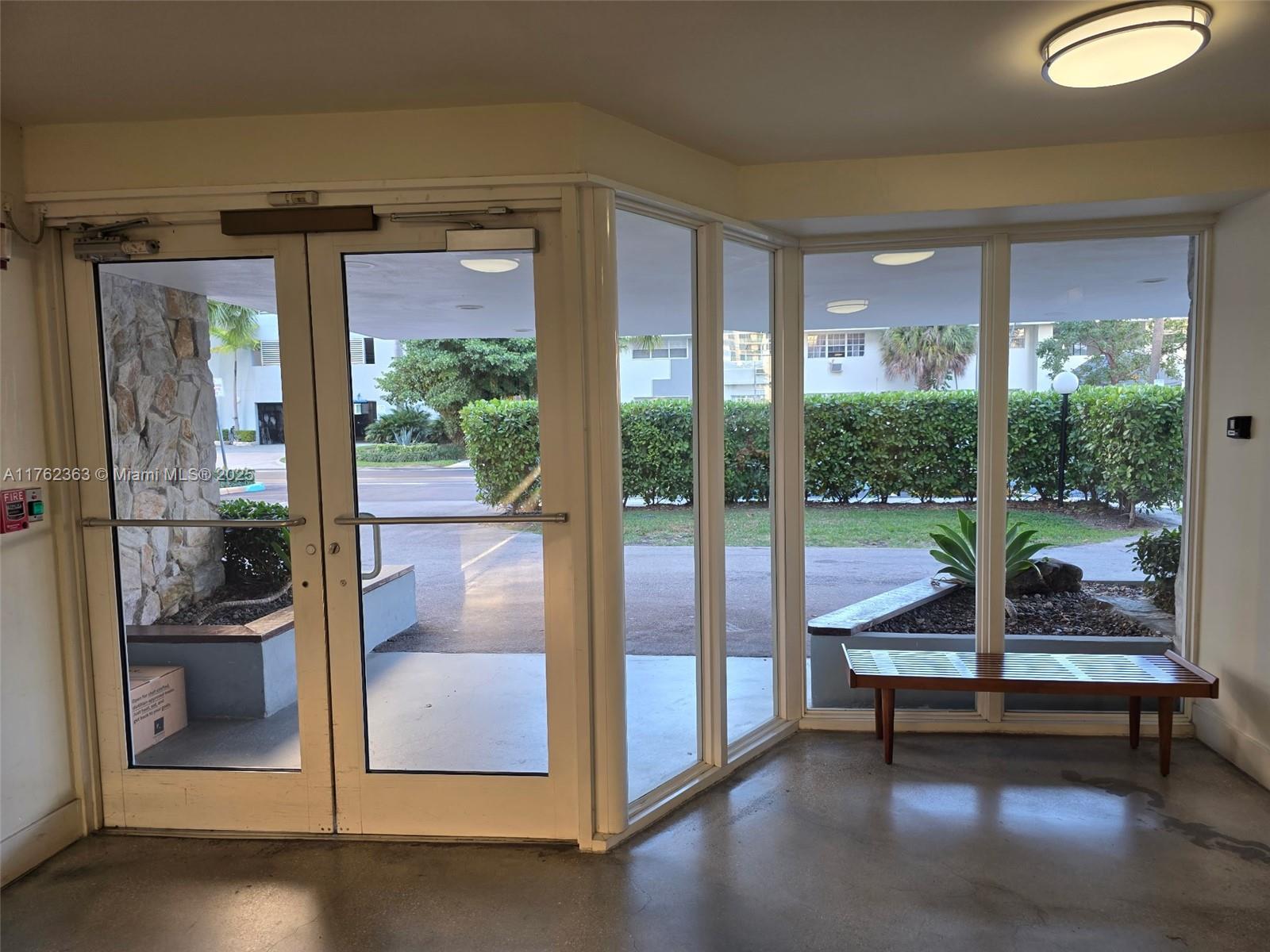 THE ISLANDER CLUB CONDO - Residential