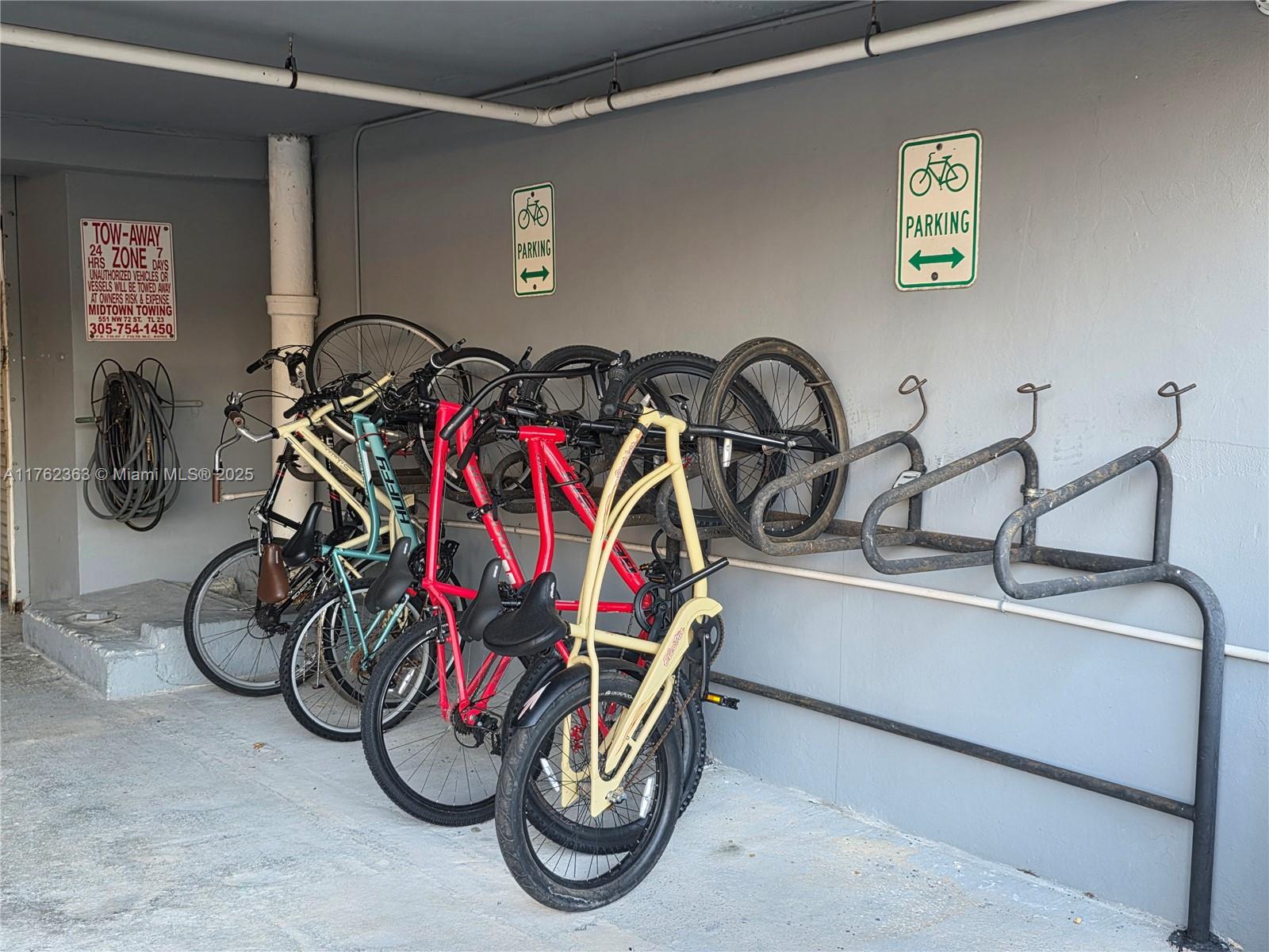 THE ISLANDER CLUB CONDO - Residential