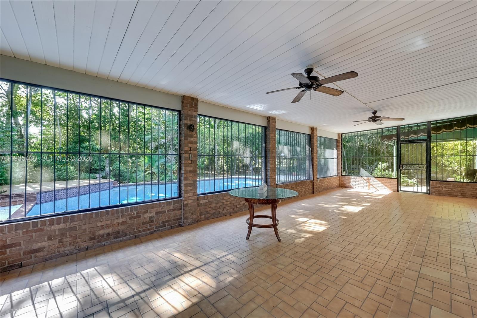 SNAPPER CREEK GROVES - Residential Lease