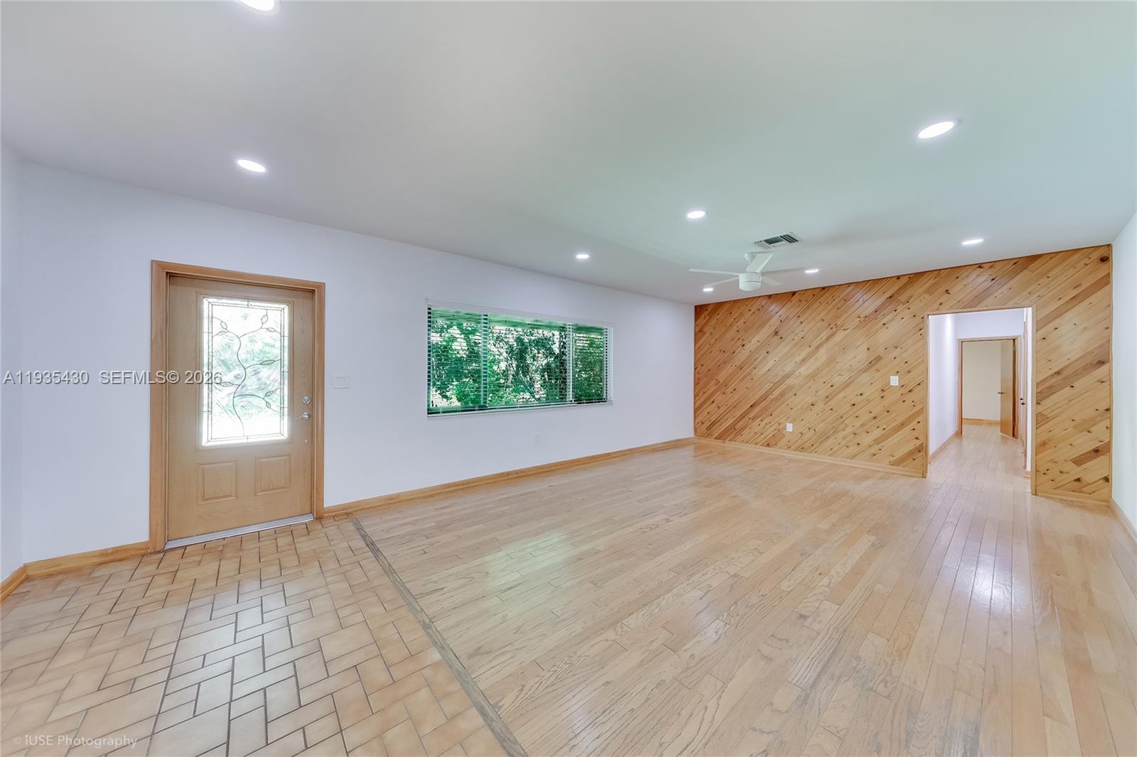 SNAPPER CREEK GROVES - Residential Lease