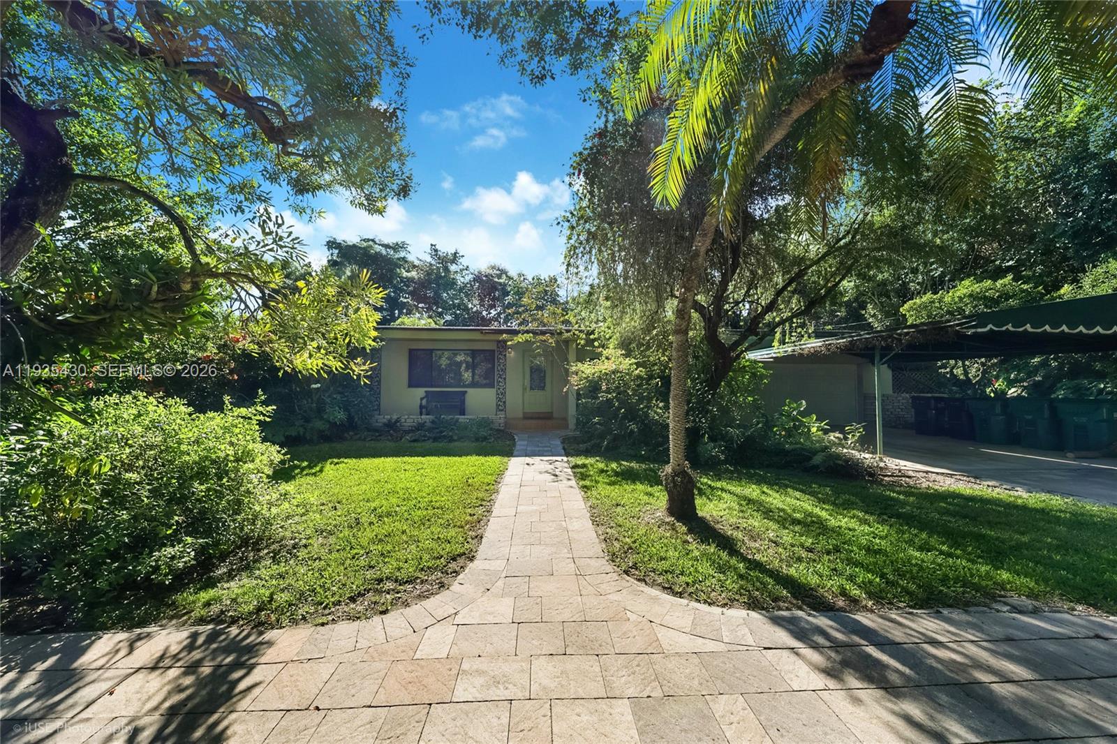 SNAPPER CREEK GROVES - Residential Lease