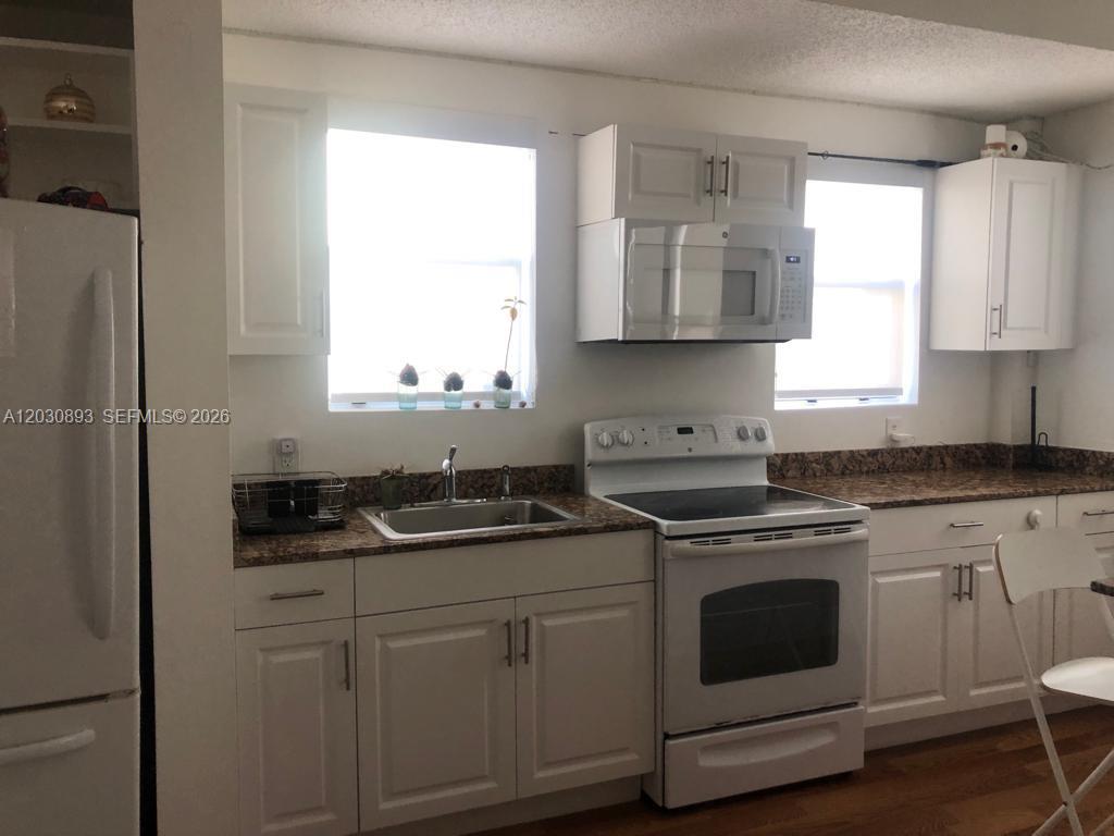 737 Jefferson Ave 103