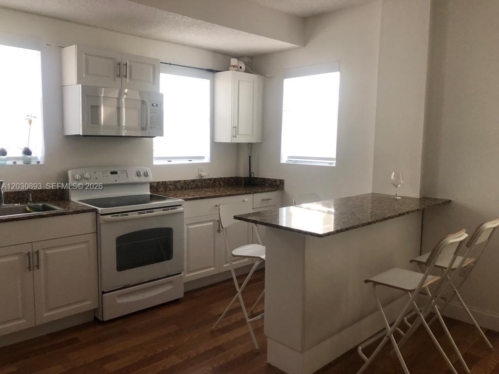 737 Jefferson Ave 103