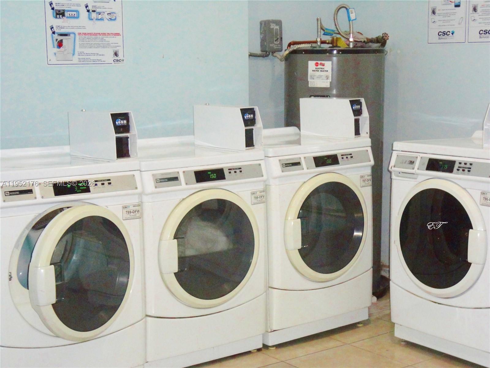 WINSTON TOWERS 600 CONDO - Residential