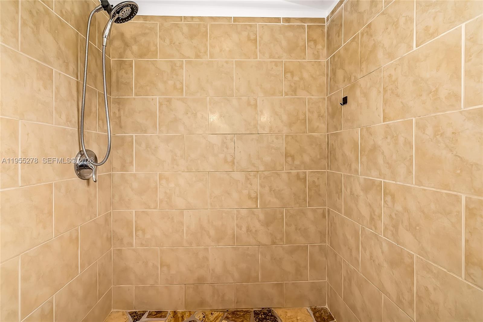 LAKE OSBORNE ESTATES - Residential