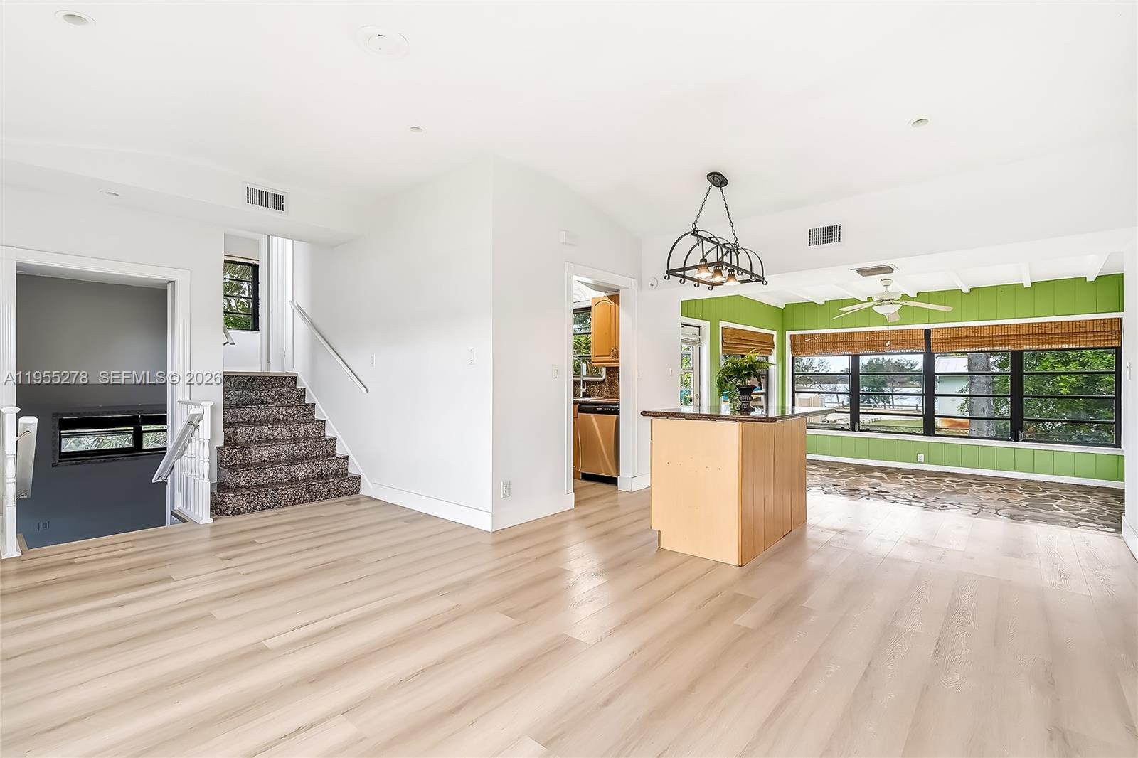 LAKE OSBORNE ESTATES - Residential