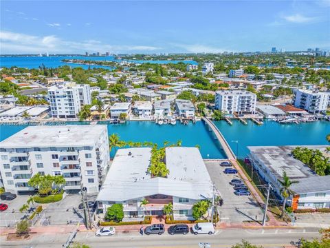 8040 Tatum Waterway Dr 3 Miami Beach FL 33141