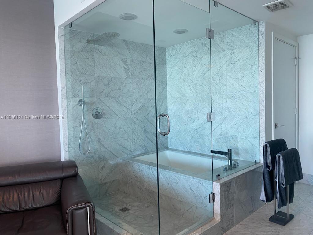 ONE PARAISO CONDO - Residential Lease