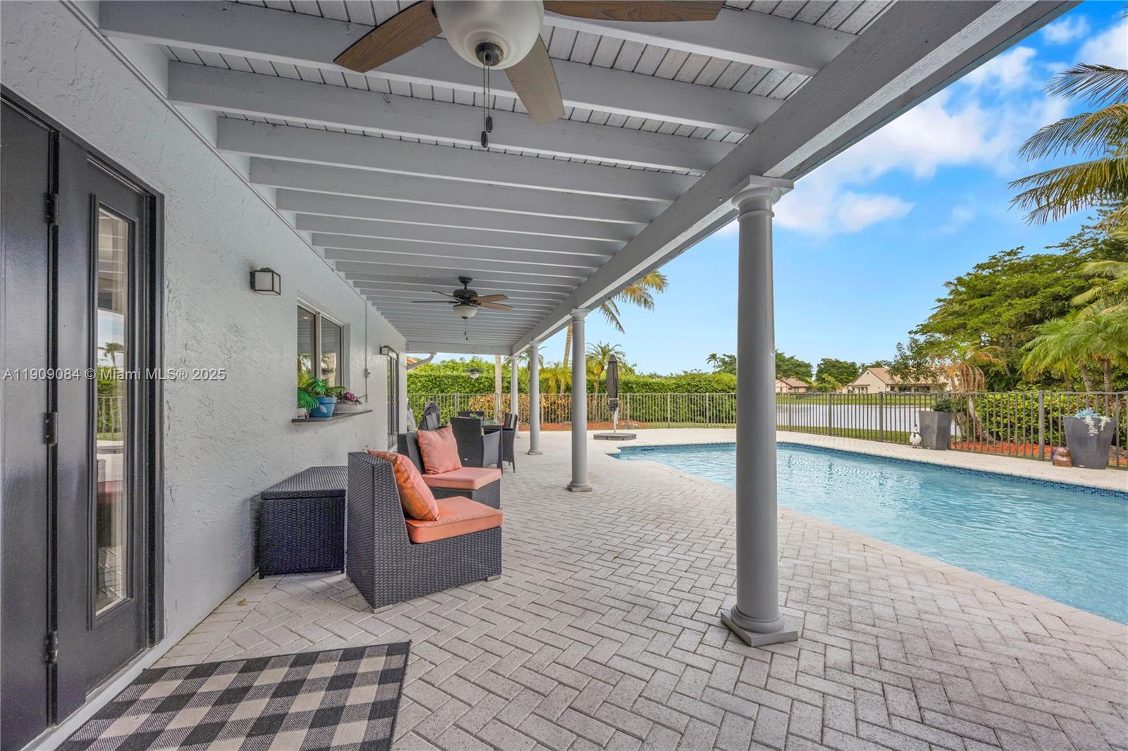 CYPRESS GLEN - Residential