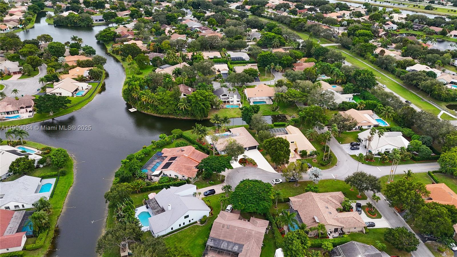 CYPRESS GLEN - Residential