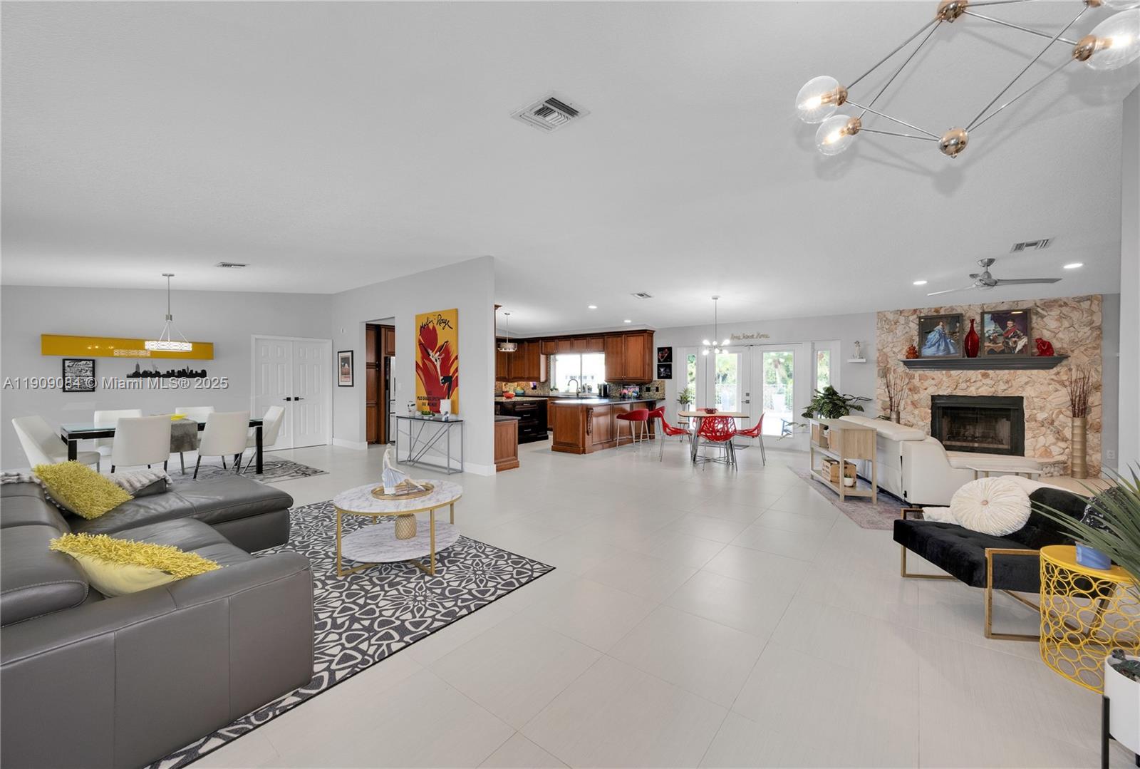 CYPRESS GLEN - Residential