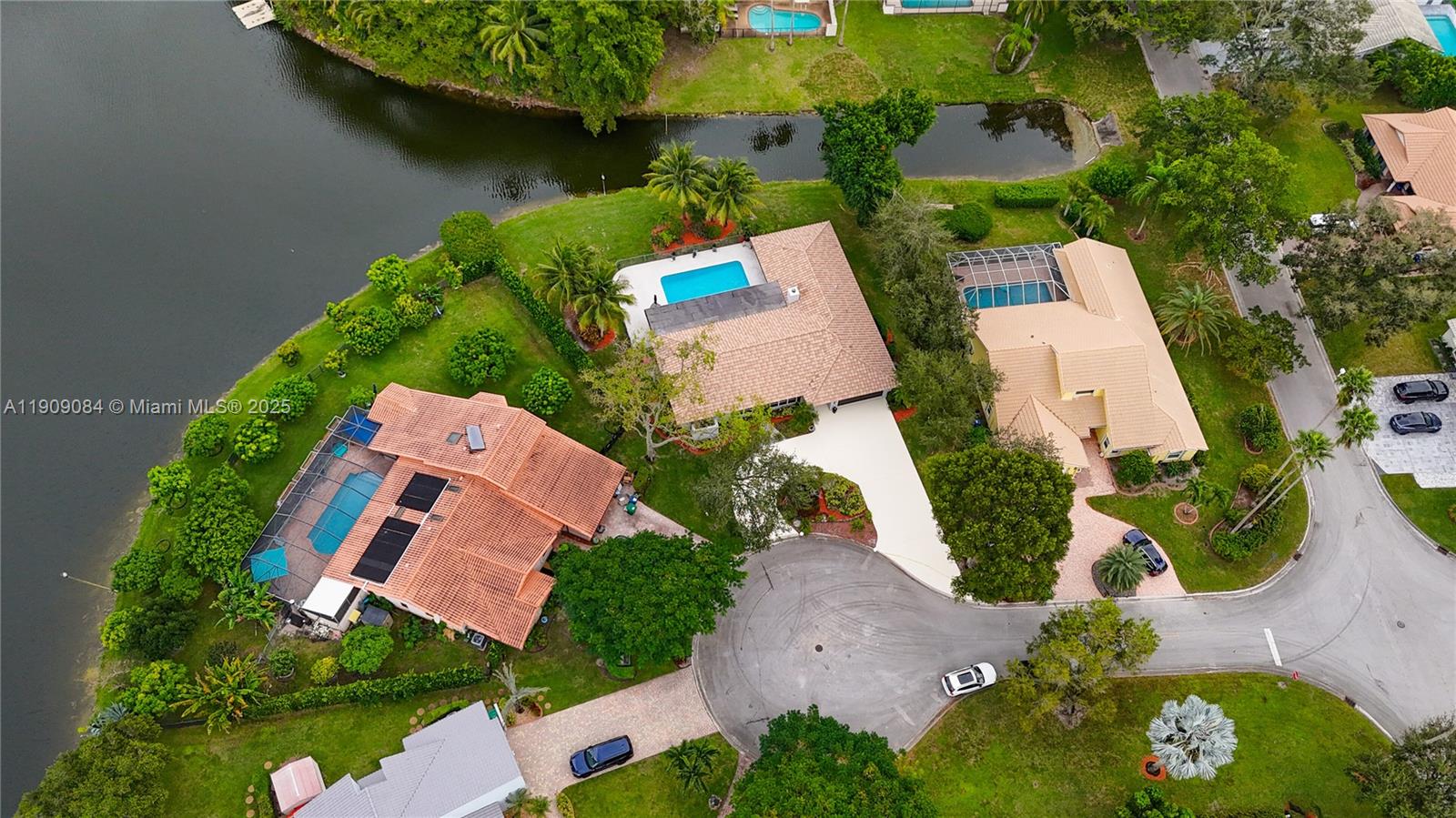 CYPRESS GLEN - Residential