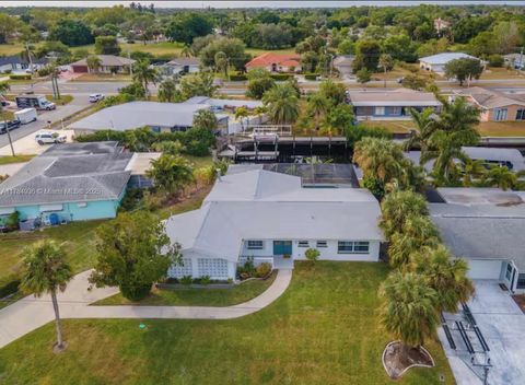 4311 S Atlantic Cir 4311 Fort Myers FL 33903