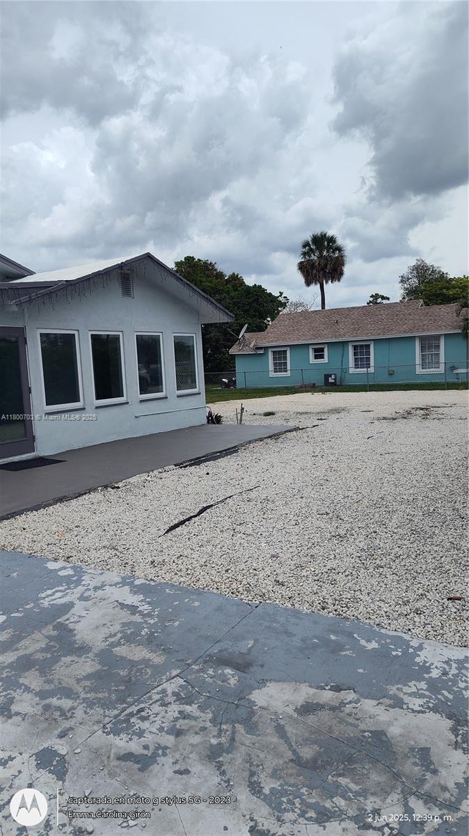 GREENACRES 2 - Residential Lease